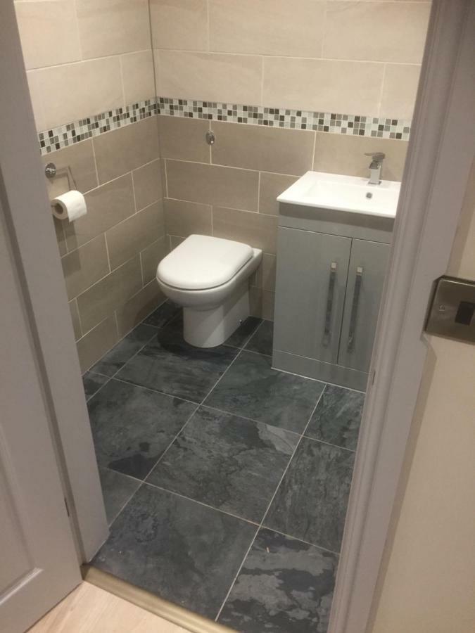 Private en-suite guestroom Ruthin Extérieur photo